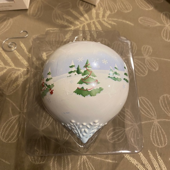 2008 hallmark keepsake ornaments - Picture 4 of 8